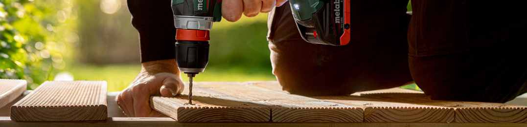 Drilling wood